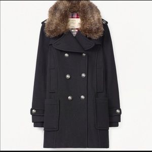Aritzia Community Wool Coat! Size Small!